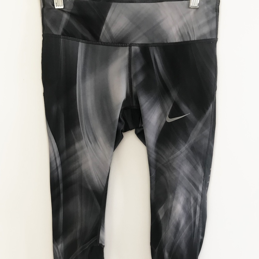 Nike Dri Fit Running Capris. Size S